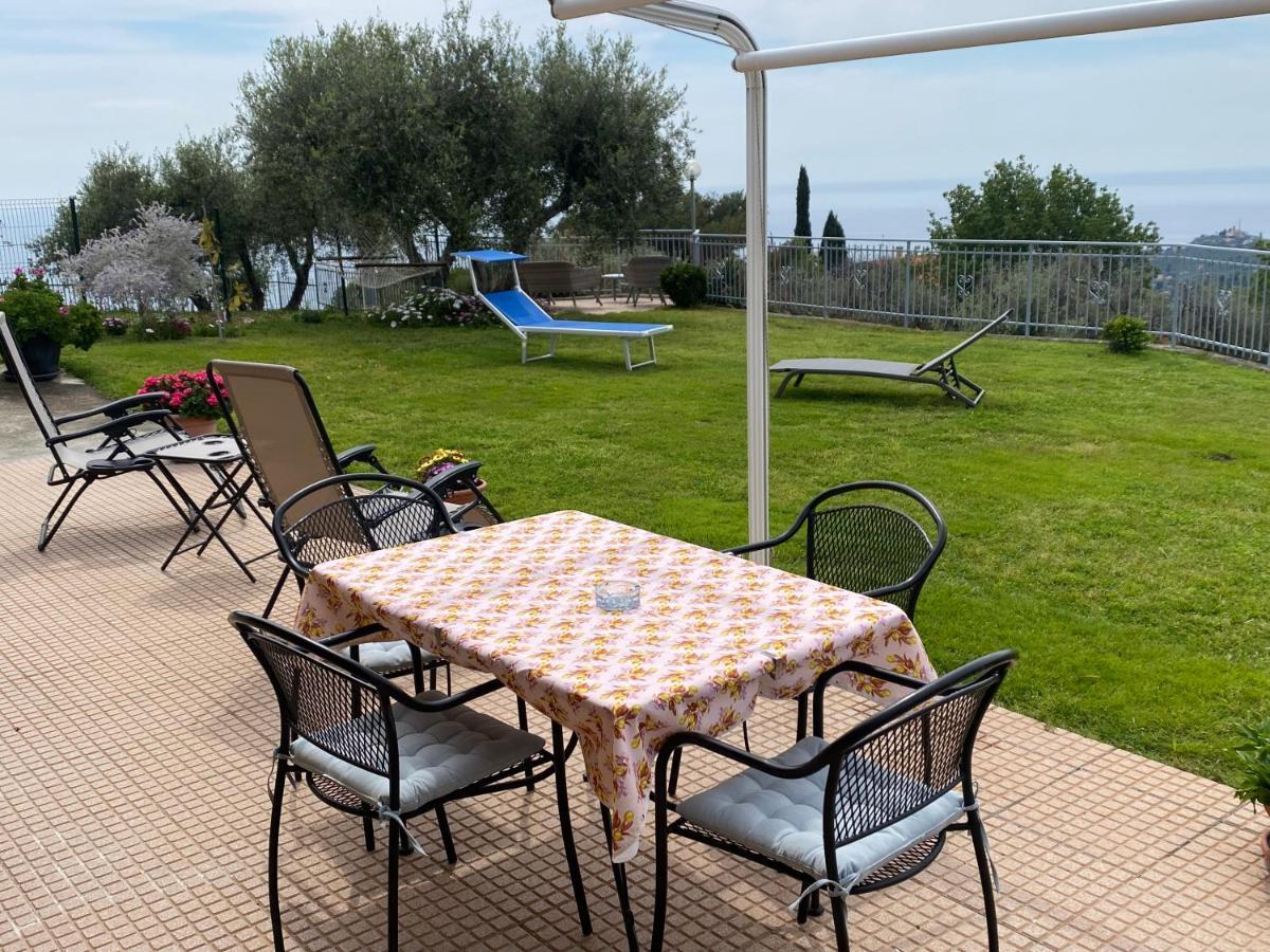 Vila Casa Vista Mare - Superb Garden And Parking Included Imperia Exteriér fotografie